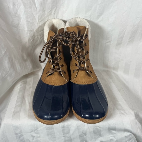 Women's Two-Tone Lace-Up Boots - Picture 3 of 14